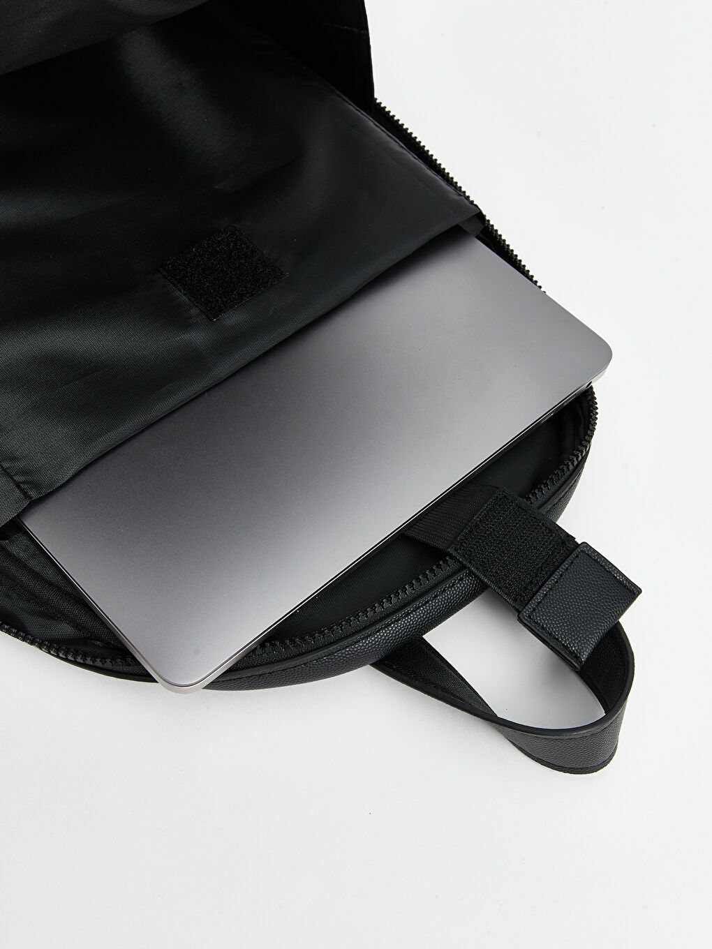 Faux Leather Men's Backpack -S56692Z8-HUC