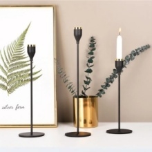 3 candlesticks
