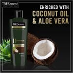 product_image_name-TRESemmé- Botanique Nourish Replenish Coconut Milk & Aloe Shampoo 400ml-1