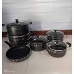 Non Stick Serving And Cooking Dishes-Black