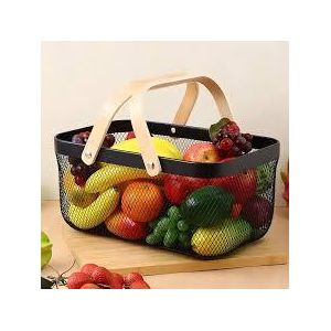 Large picnic /fruit buskets