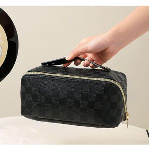 VB Large Capacity Portable Travel Makeup Bag Waterproof PU Leather Toiletry Bag for Women Large Opening Makeup Organizer 