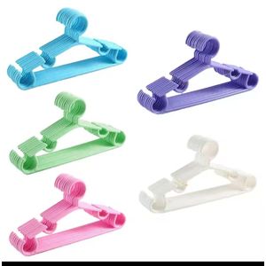 5 Piece of Plastic Kids Hangers - Multicolor