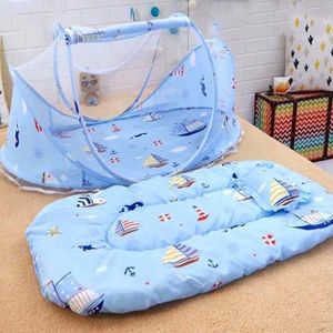 Portable foldable baby bed with mosquito net