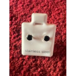 Cz Round Black Medium Earpins