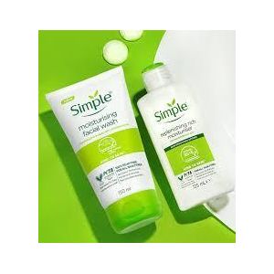 Simple Face Wash & Moisturiser Combo (150ml + 125ml)