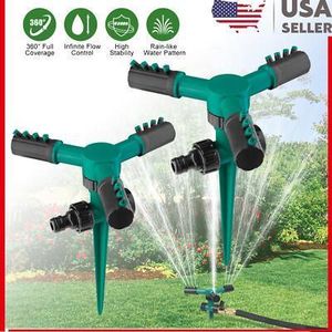 Three-arm rotating lawn sprinkler. 