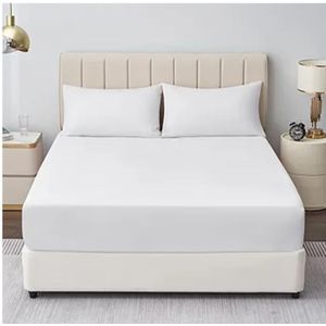 Fitted bedsheet 