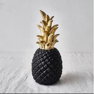 Cabilock Desktop Decoration Resin Pineapple Wedding Decor Cabinet Decor Shaped Ornament