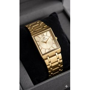 gold-tone case paired with a sunray dial and classic Roman numerals. It’s the perfect blend of vintage charm and modern