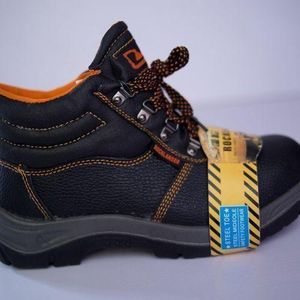 Fila Safety Shoes Oil Resistant Boots