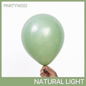 Set of 100 Pearl Light Green Balloons