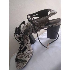 Dorothy Perkins Leopard Open Strapped Block Heel - Black & Yellow