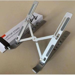 Adjustable foldable laptop stand