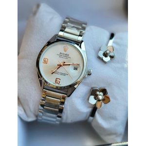 Classic Ladies Watch with a Bracelet- Silver