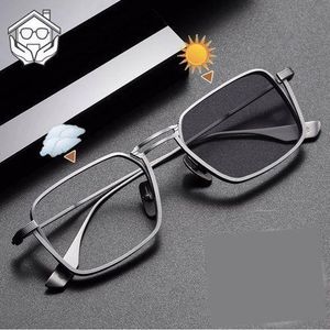 Men's Metal Photochromic Glasses With Blue Light Resistance And UV400 Protection - Gray