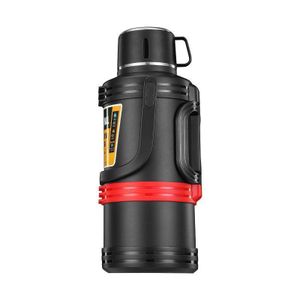 Travel thermos with tea compartment - 5L - Black.