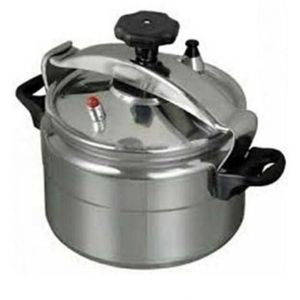 9 Litre Aluminum Pressure Cooker 26CM Wide - Silver