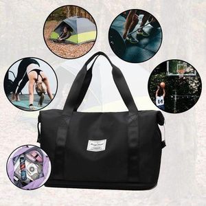 Large Capacity Expandable Travel Duffel Bag