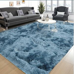 Fluffy Center carpet -  Patched Blue