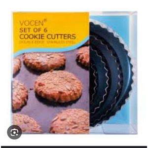 Vocen set of six cookie cutters