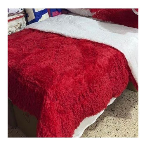 product_image_name-Generic-Luxury Ultra-Soft Shaggy Faux Fur Duvet Set – Ruby Red & Snow White-2