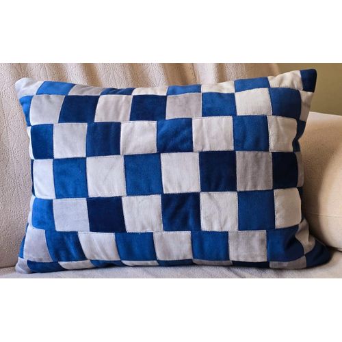 product_image_name-Generic-Throw pillow patterned-1
