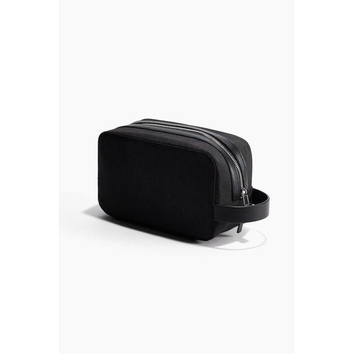 product_image_name-Genetic-Kit hand bag -1